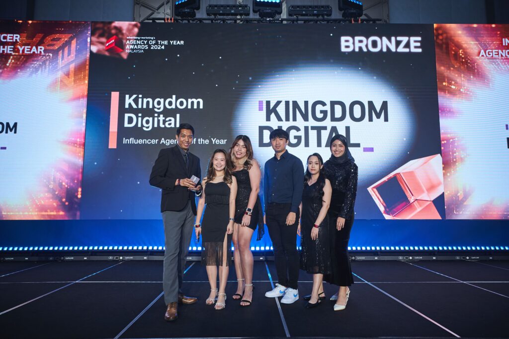 upah website kreatif dan pakar storytelling digital