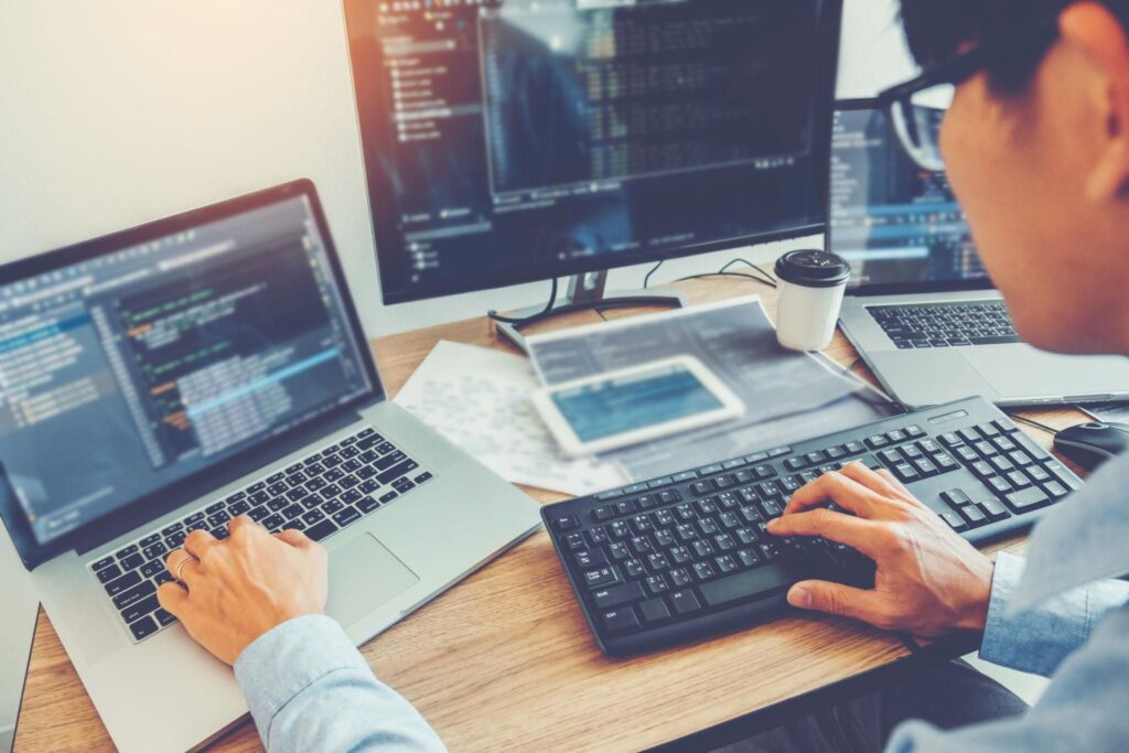 cari web developer malaysia coding website