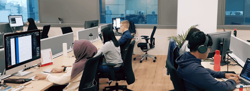 Agensi dengan reka bentuk UI/UX yang berkualiti tinggi dan moden